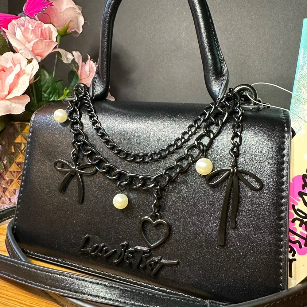 Betsey Johnson Black Handbag with Chain Accents 🖤 - Picture 3 of 11